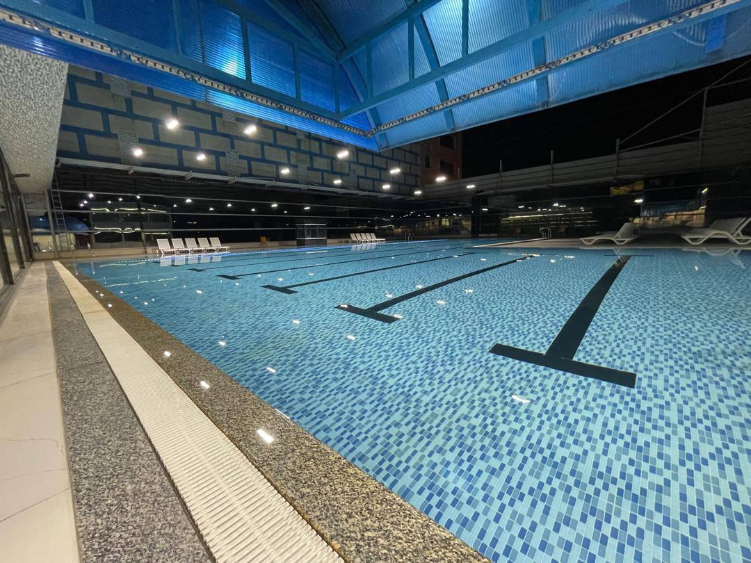 استخر چهارفصل صدف طلایی